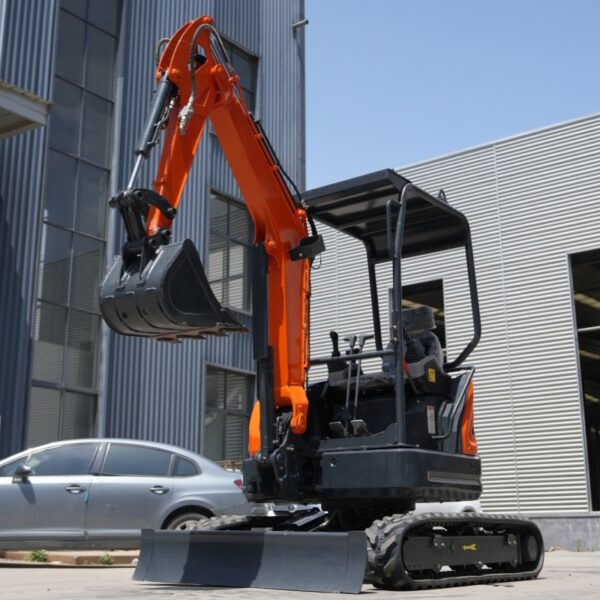 2 ton mini excavator - Image 4