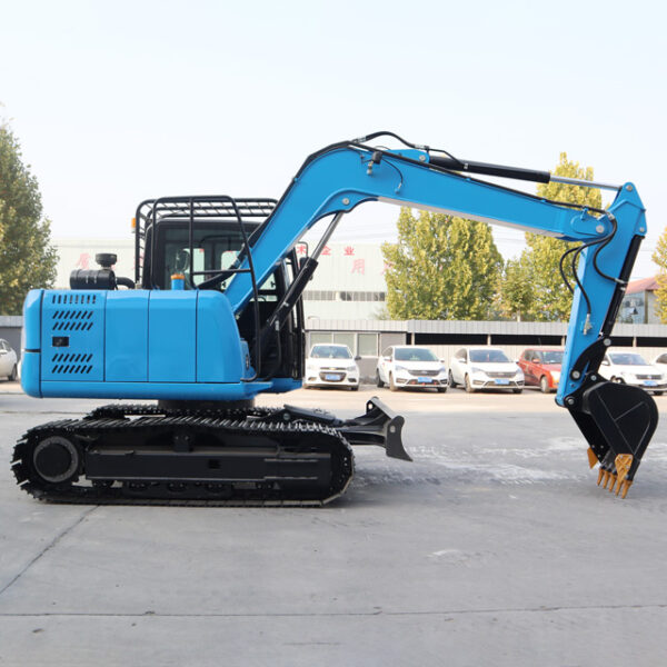 7.5 ton small excavator - Image 3