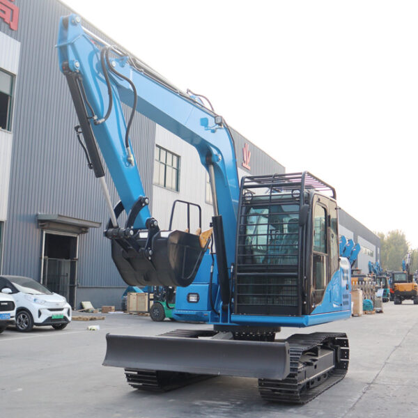 7.5 ton small excavator - Image 5