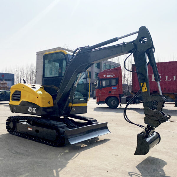 4 ton mini excavator - Image 4