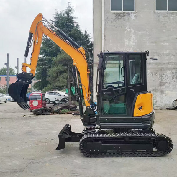 3.5 ton mini excavator - Image 3