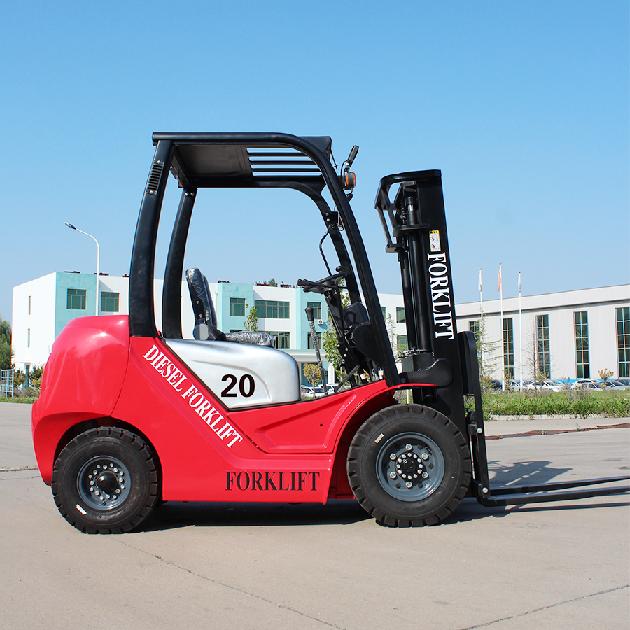 2 ton diesel forklift - Image 3