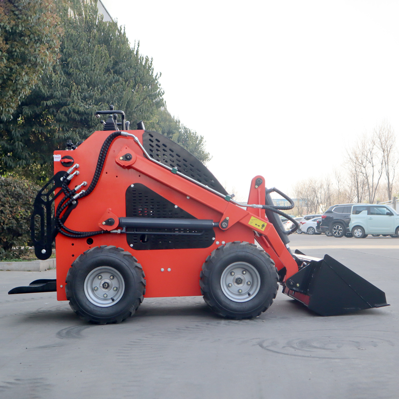 460 Mini wheeled loader - Image 2