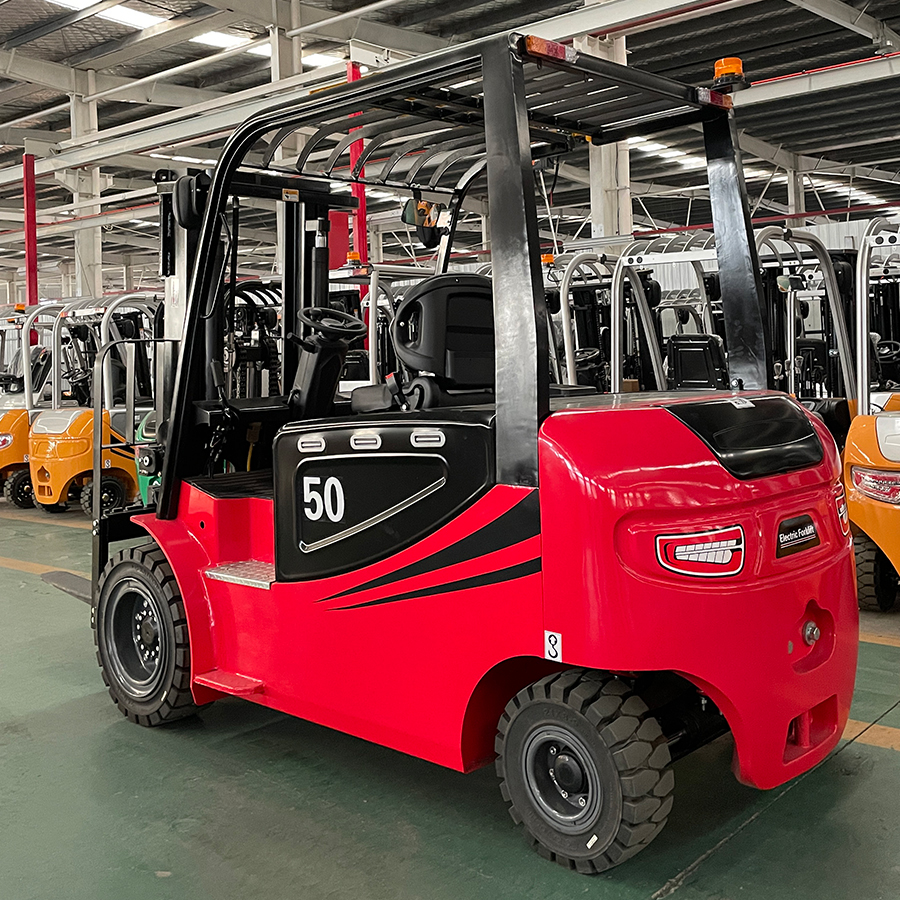 5 ton electric forklift - Image 4