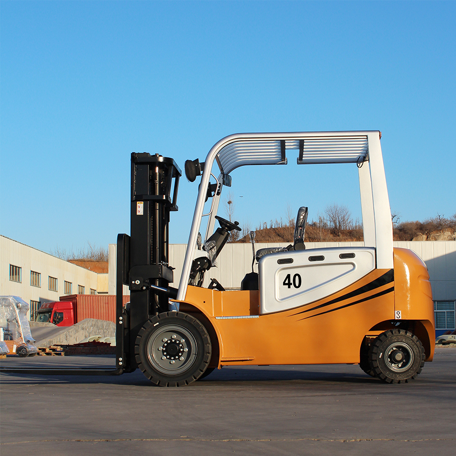 4 ton electric forklift - Image 4