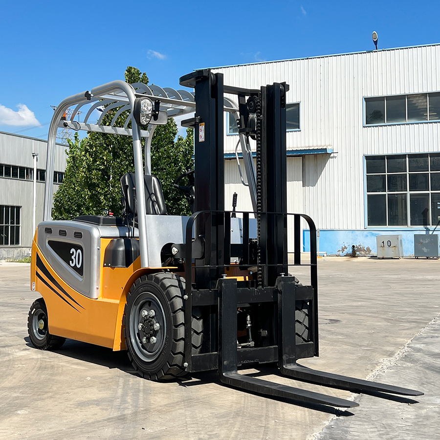 3 ton electric forklift - Image 2