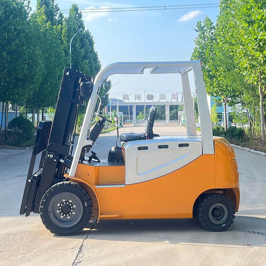 5 ton electric forklift - Image 2