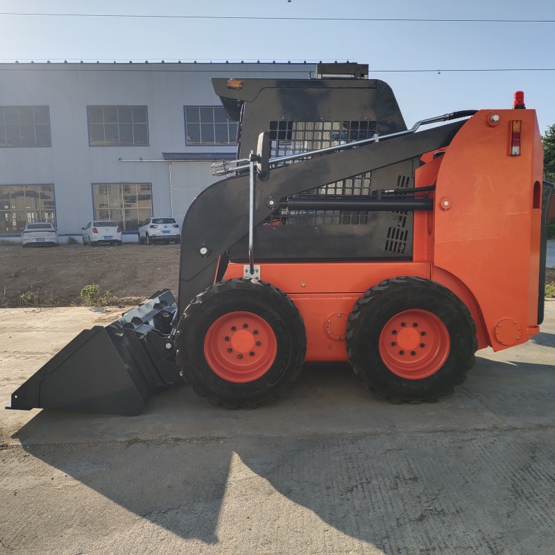 AW65 Mini wheeled loader - Image 2